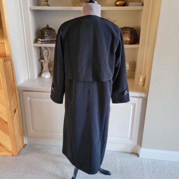 Vintage Regent Park Womens Long Black Coat With Unique Button Detail- SZ 10 - Picture 2 of 9